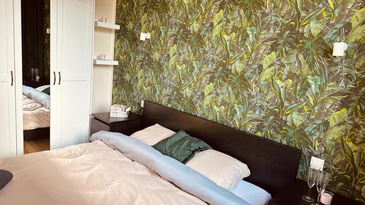 Green Stone Apartment II Быдгощ Экстерьер фото